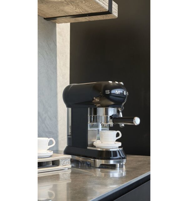 SMEG SMEG 50’s Retro Style Aesthetic Espresso Coffee Machine