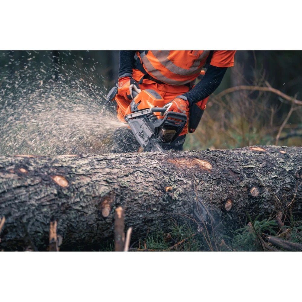 Husqvarna 372 XP Chainsaw 28″