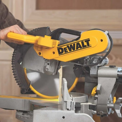 DeWalt DWS780 12 in Double Bevel Sliding Compound Miter Saw