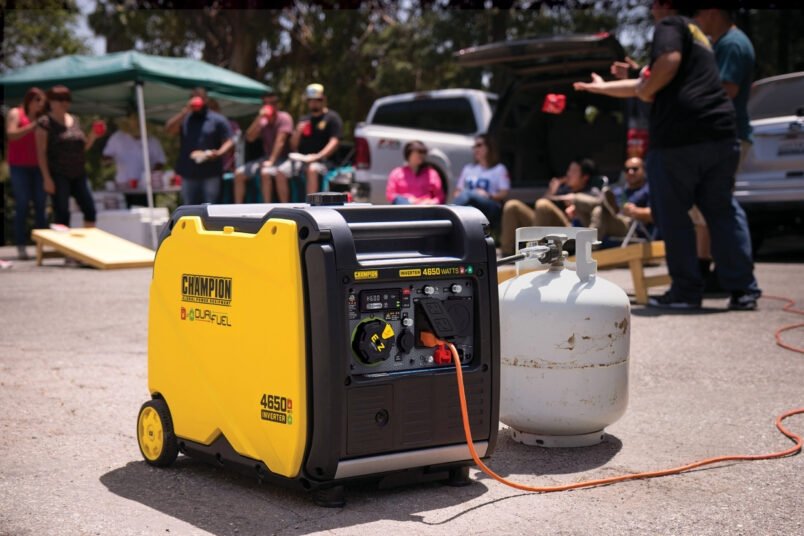 Champion 200994 3650/4650W Dual Fuel Inverter Generator