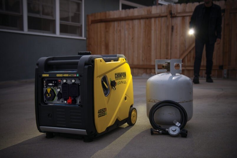 Champion 200994 3650/4650W Dual Fuel Inverter Generator