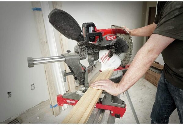 Milwaukee 18V Lithium-Ion Brushless Cordless 12 in. Dual Bevel Sliding Compound