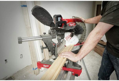 Milwaukee 18V Lithium-Ion Brushless Cordless 12 in. Dual Bevel Sliding Compound