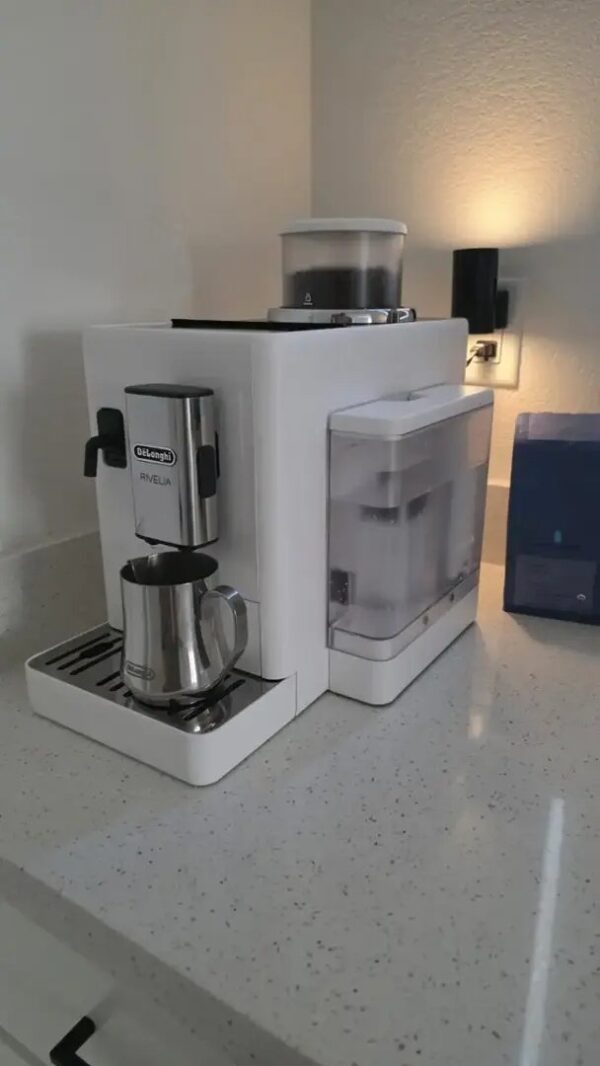De’Longhi Rivelia Automatic Espresso Machine