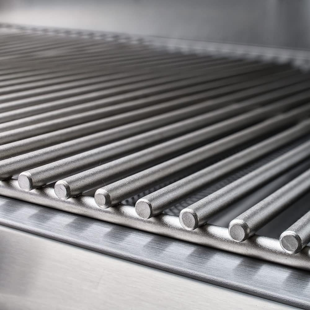 Blaze 32 In. 4 Burner Prelude LBM Gas Grill
