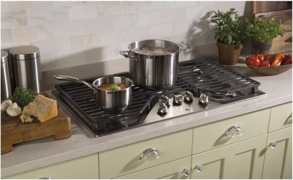 GE 36-Inch Built-in Gas Cooktop JGP5036SLSS