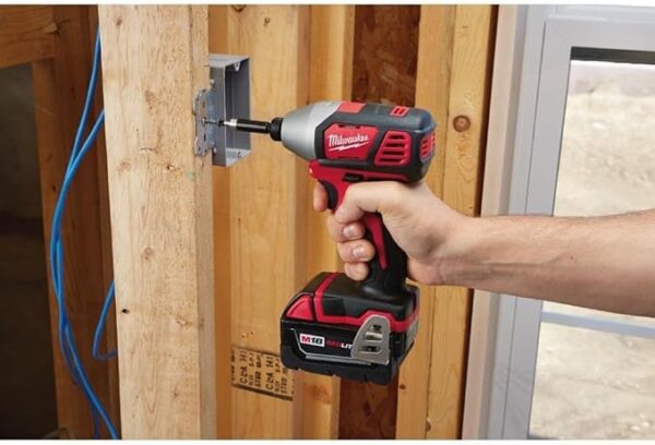 Milwaukee M18 18-Volt Lithium-Ion Cordless Combo Kit