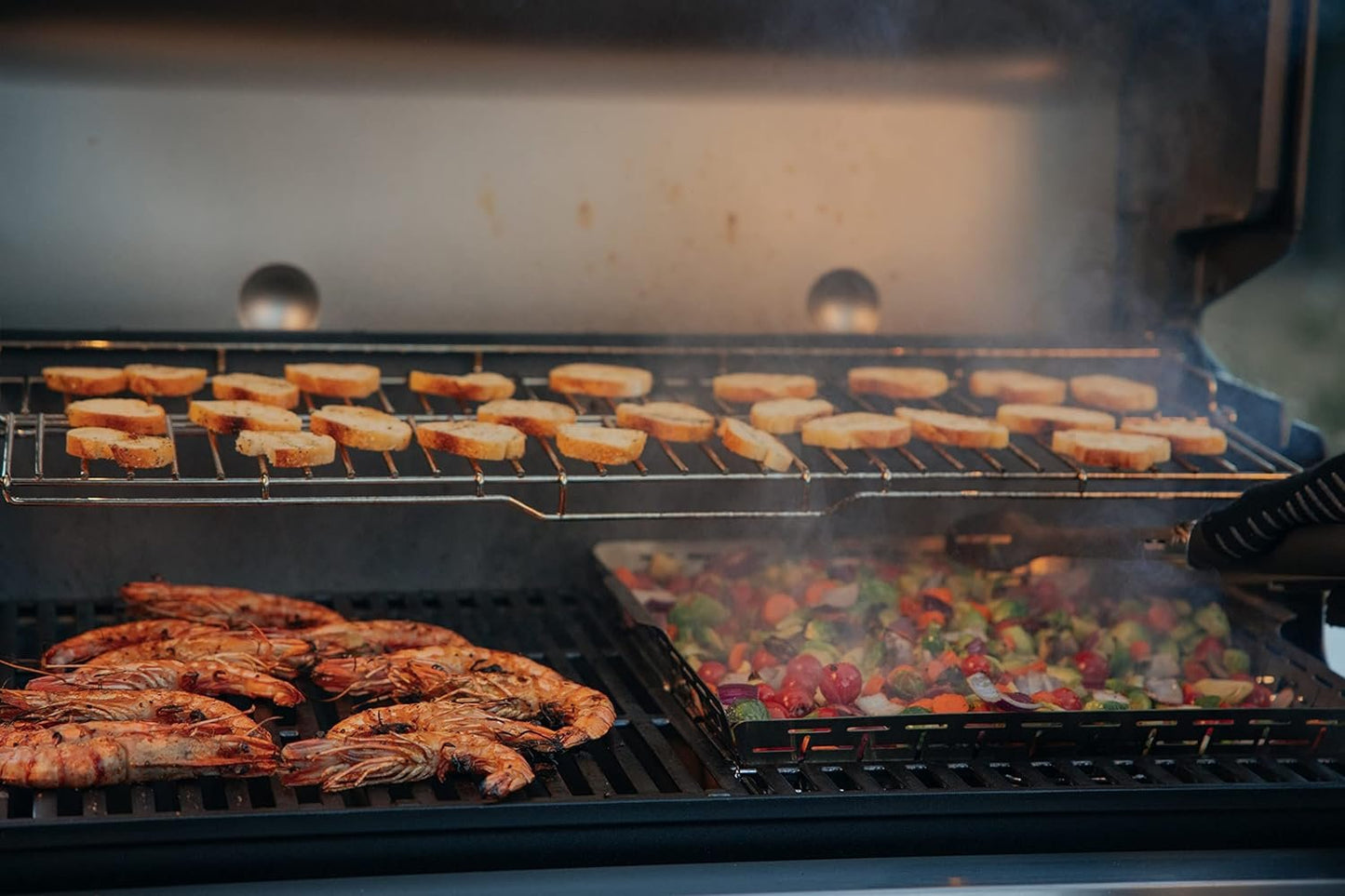 Weber Genesis E-435 Gas Grill