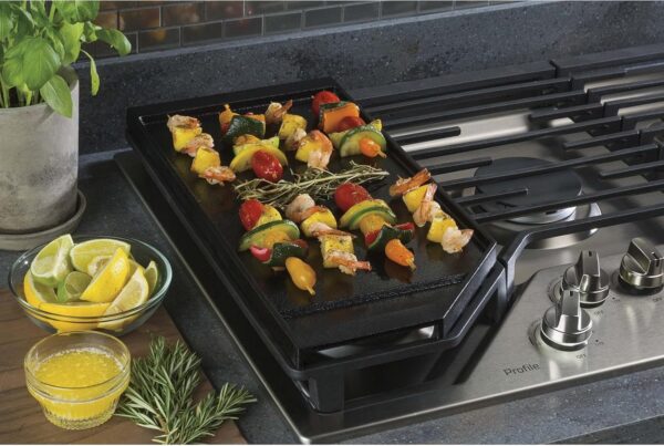 GE Profile PGP7030SLSS 30″ Built-in Gas Cooktop