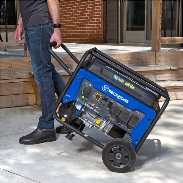 Westinghouse WGen5300DFcv – 5300 Watt Dual-Fuel Portable Generator w/ RV Outlet & CO Sensor (49-State)