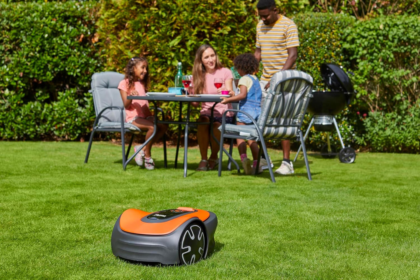 Flymo EasiLife GO 150 Robot Lawnmower – Cuts lawns up to 150m²