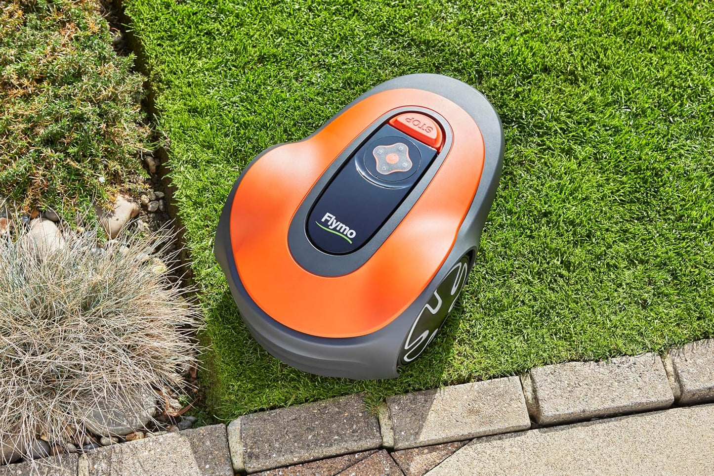 Flymo EasiLife GO 400 Robot Lawnmower – Cuts lawns up to 400m²