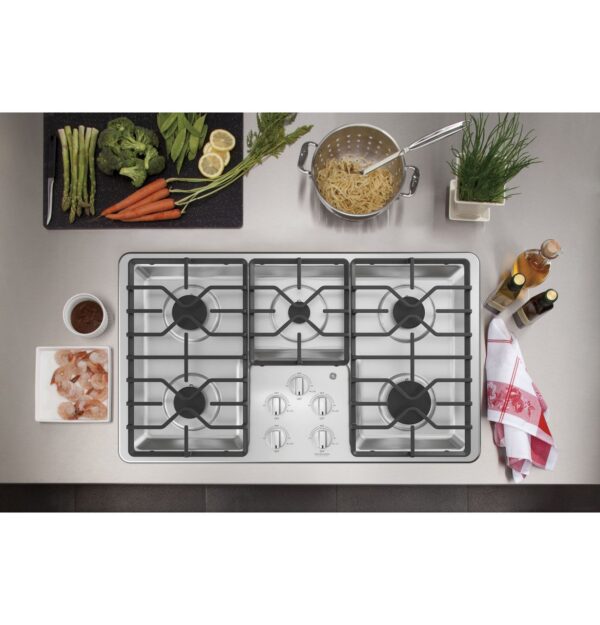 GE 36″ Built-In Gas Cooktop JGP3036SLSS