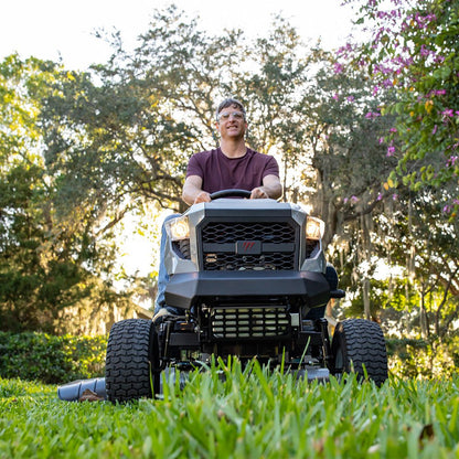Murray MT100 42 in. 13.5 HP 500cc E1350 Series Briggs and Stratton Engine 6-Speed Manual Gas Riding Lawn Tractor Mower