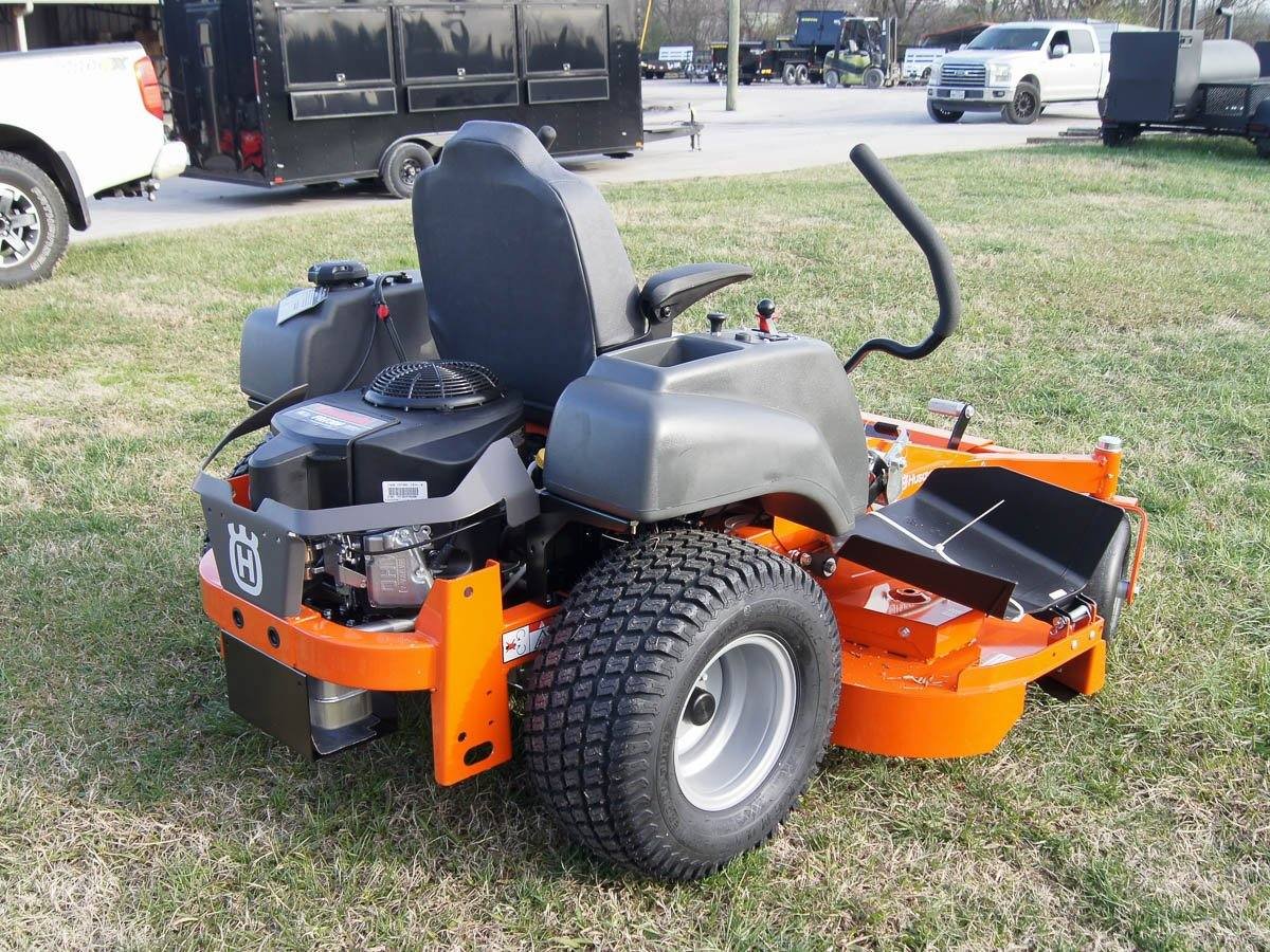 Husqvarna MZ61 61″ Zero Turn Lawn Mower 24HP KAW (Scratch and Dent)