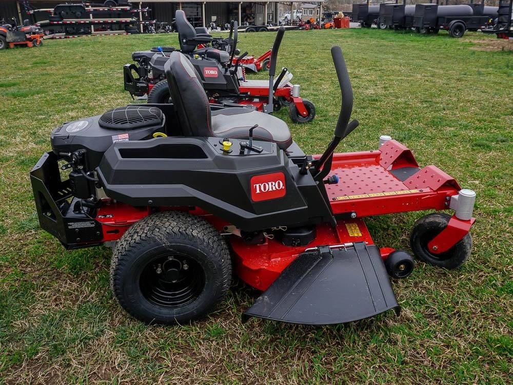 Toro 75746 42″ TimeCutter Zero Turn Mower 22HP Kohler