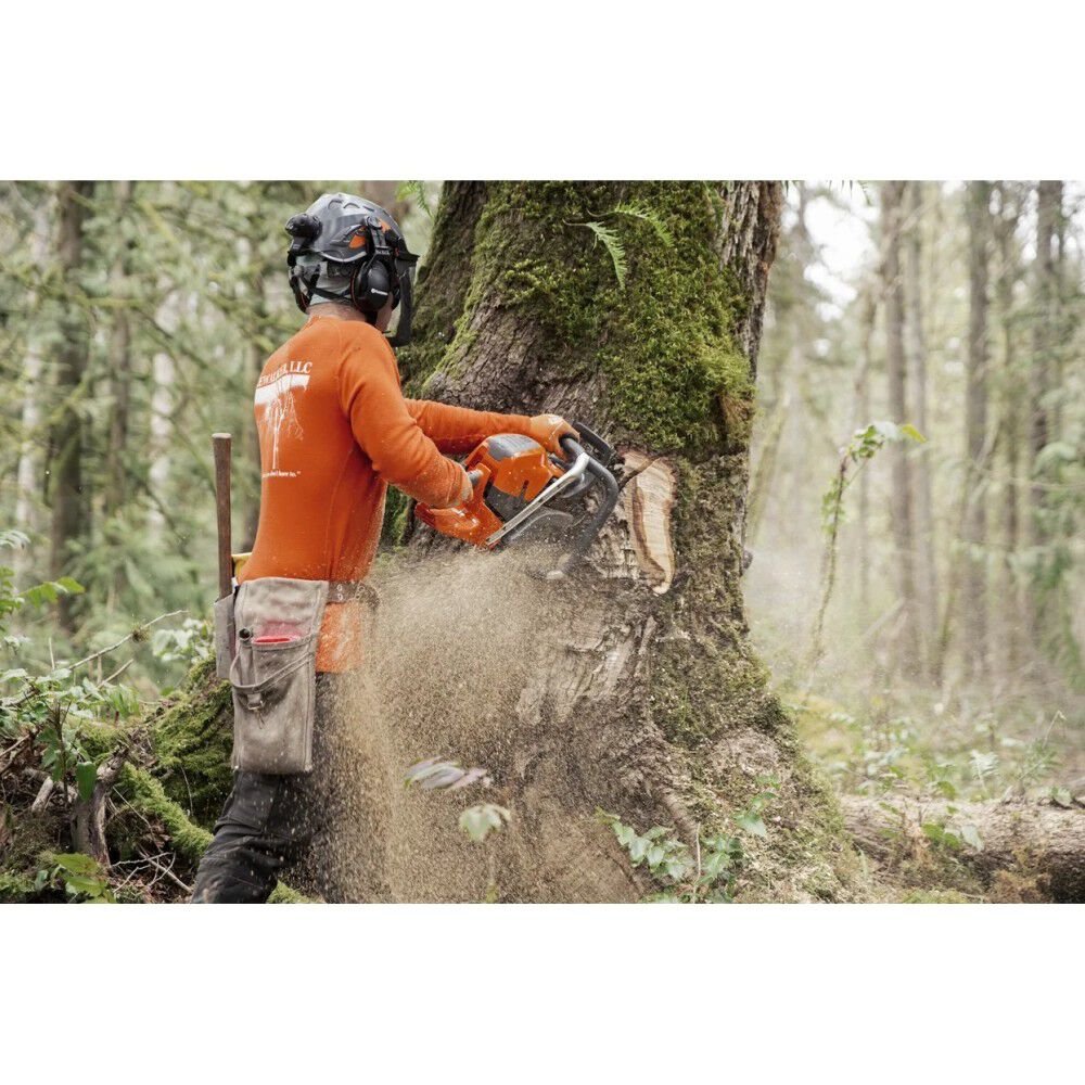 Husqvarna 372 XP Chainsaw 28″
