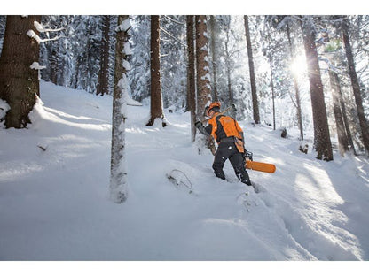 STIHL MS 462 C-M 28 72.2cc 28″ 13 Lbs Fuel-Efficient Gas-Powered M-Tronic C-M Chainsaw w/Bar & Chain