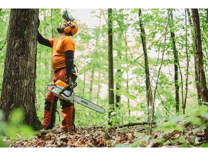 STIHL MS 462 C-M 28 72.2cc 28″ 13 Lbs Fuel-Efficient Gas-Powered M-Tronic C-M Chainsaw w/Bar & Chain
